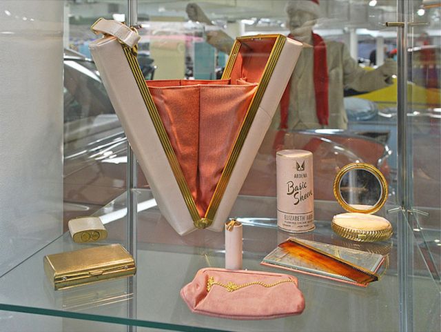 Яки виглядає рожевий Dodge, який створили спеціально для жінок: фото - фото 337970