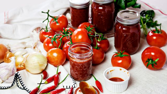 Помідори багаті на антиоксиданти - фото 338103