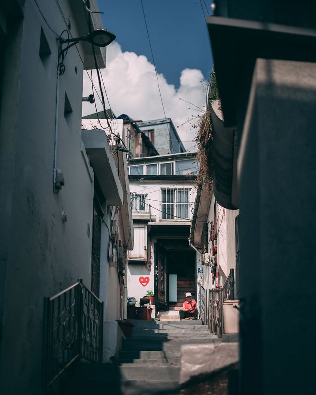 Американець змінив нестерпну роботу на життя в Сеулі: захопливі кадри - фото 338271