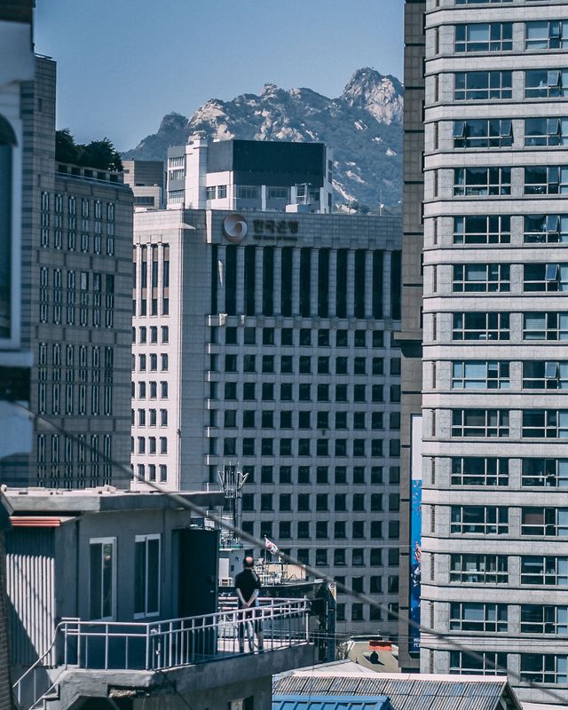 Американець змінив нестерпну роботу на життя в Сеулі: захопливі кадри - фото 338283