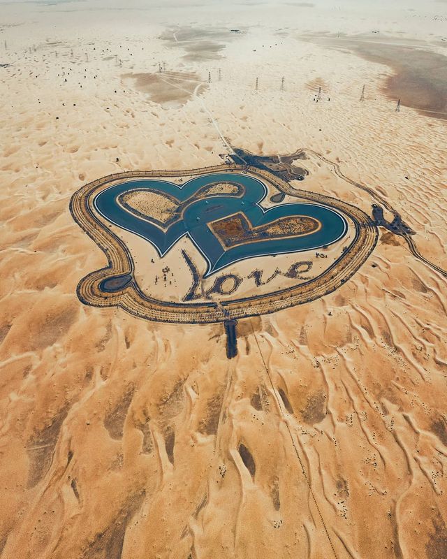 Режисер подорожує світом, надихаючи людей на мандри: захопливі фото - фото 338477