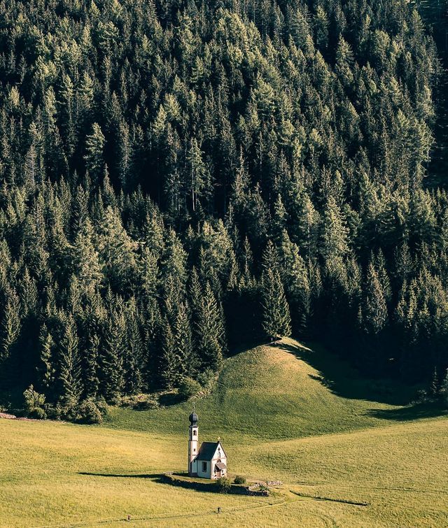 Режисер подорожує світом, надихаючи людей на мандри: захопливі фото - фото 338482