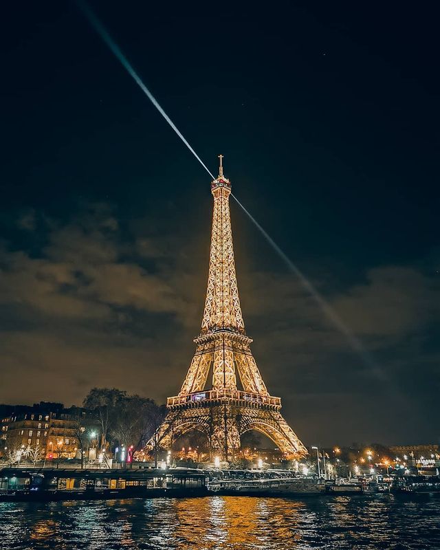 Режисер подорожує світом, надихаючи людей на мандри: захопливі фото - фото 338485