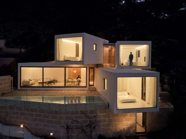 Як виглядає сучасна вілла на побережжі в Іспанії: фото - фото 338514