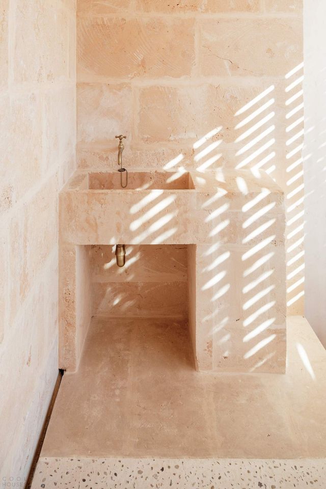 Як виглядає сучасна вілла на побережжі в Іспанії: фото - фото 338519