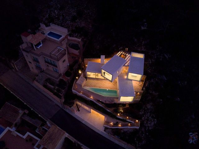 Як виглядає сучасна вілла на побережжі в Іспанії: фото - фото 338522