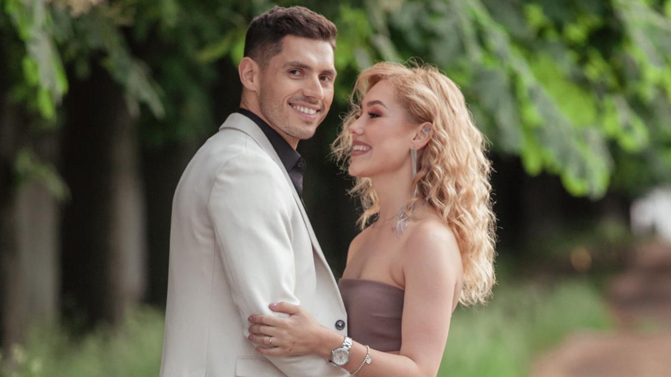 Добринін зі своєю дівчиною - фото 1