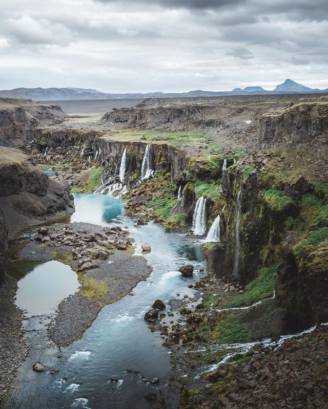 Від гір до островів: фото Романа Хубера, які приковують погляд - фото 338809
