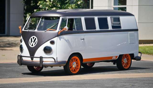 Автомобіль для хіпі: Volkswagen анонсував електробус Type 20 - фото 338940