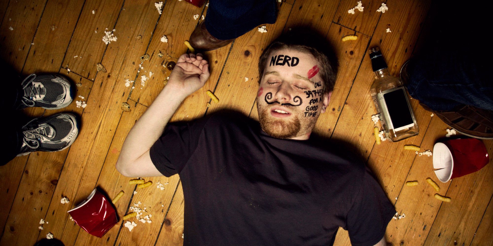 За цими знаками Зодіаку треба слідкувати під час застілля - фото 1