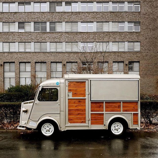 Фотограф показує авто на німецьких вулицях: захопливі кадри - фото 339432