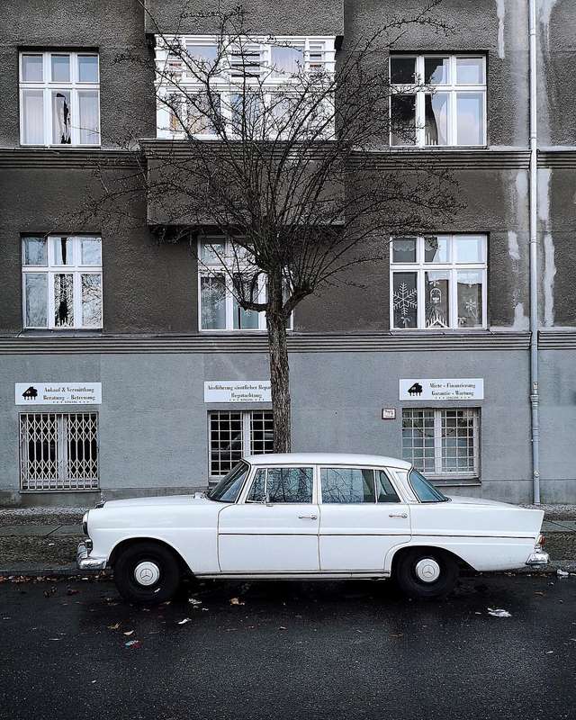 Фотограф показує авто на німецьких вулицях: захопливі кадри - фото 339433