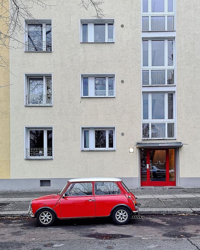 Фотограф показує авто на німецьких вулицях: захопливі кадри - фото 339439