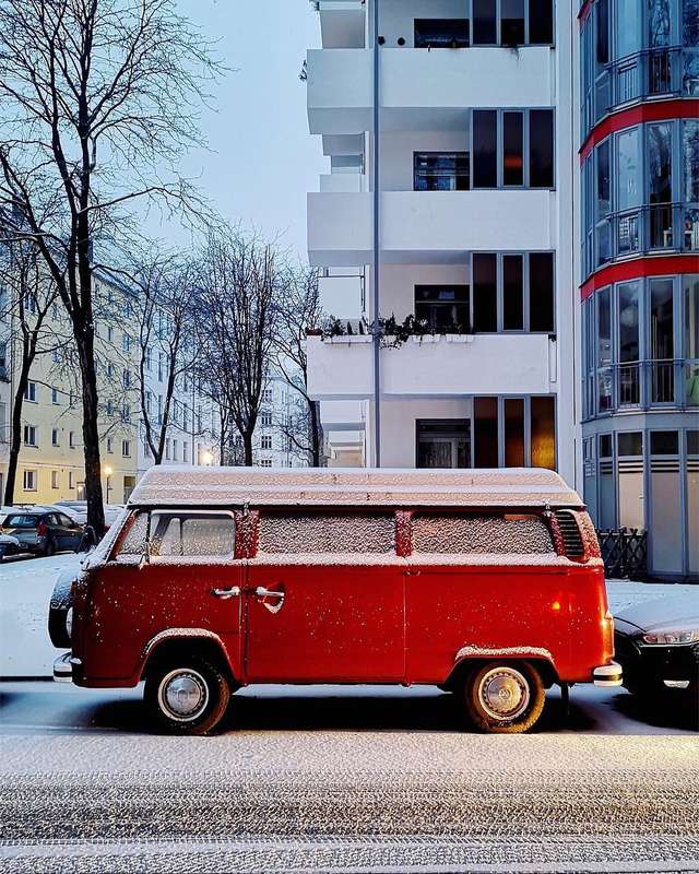 Фотограф показує авто на німецьких вулицях: захопливі кадри - фото 339443