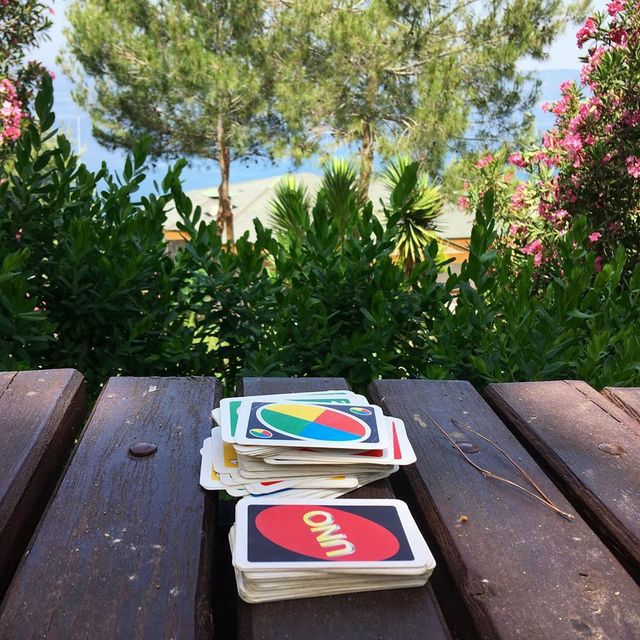 Ігри для компанії: цікаві ідеї та круті настолки для веселого настрою - фото 339543