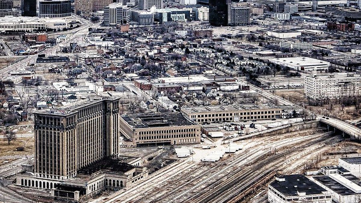 Так виглядає найбільший покинутий вокзал у світі