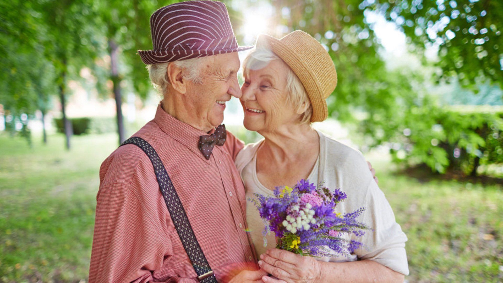 Перевалило за сотню: у світі рекордно зросла кількість довгожителів