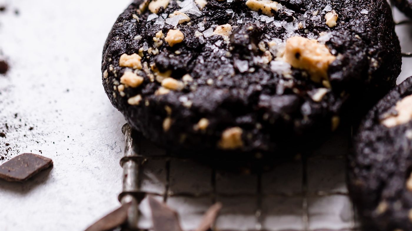 Чому варто їсти більше чорного шоколаду