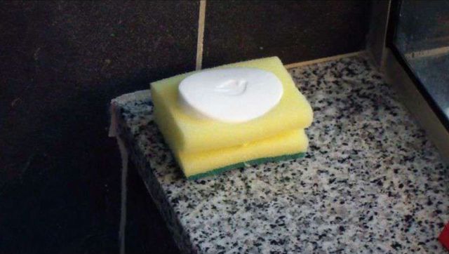 Так ви їх ще не використовували: 10 корисних лайфхаків з губками - фото 340646