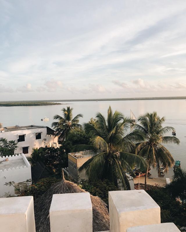 ТОП-10 унікальних пляжів, про які майже ніхто не знає - фото 340742