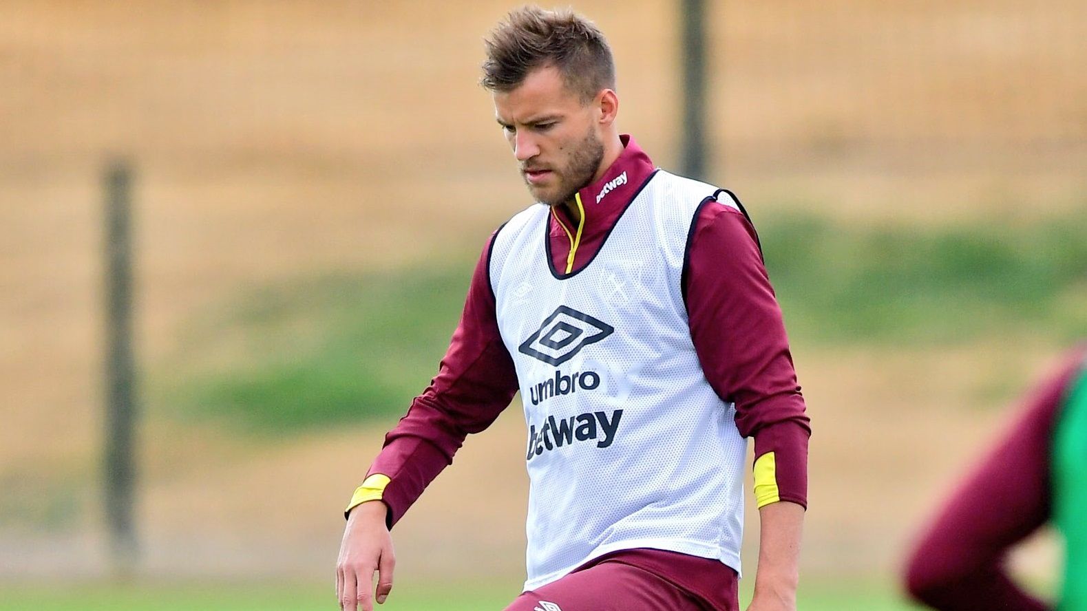 Ярмоленко звернувся до фанатів Вест Хема: цікаве відео