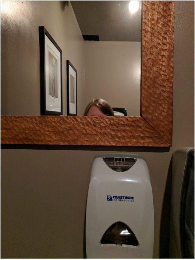 Кумедні кадри з життя невисоких людей розвеселили мережу - фото 340787