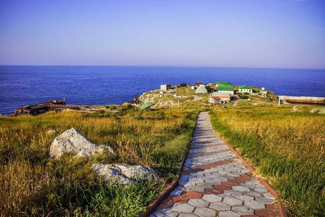 Острів Зміїний у Чорному морі: як доїхати у найчистіший куточок України - фото 340868