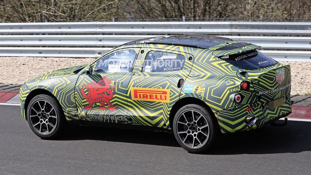 Перший кросовер Aston Martin готують до дебюту: це треба бачити - фото 341079