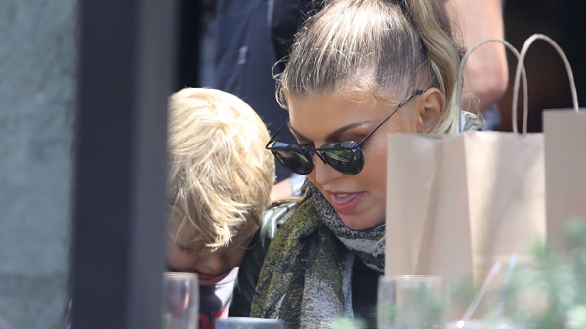 44-річна Fergie здивувала шанувальників своїм виглядом