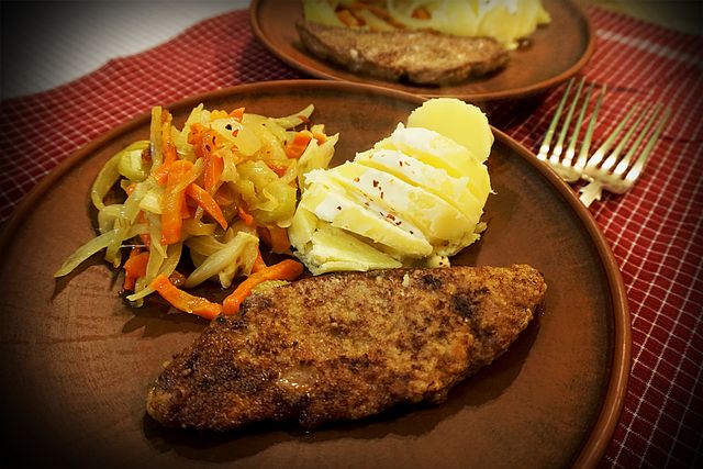 Смажена волова печінка - фото 341419