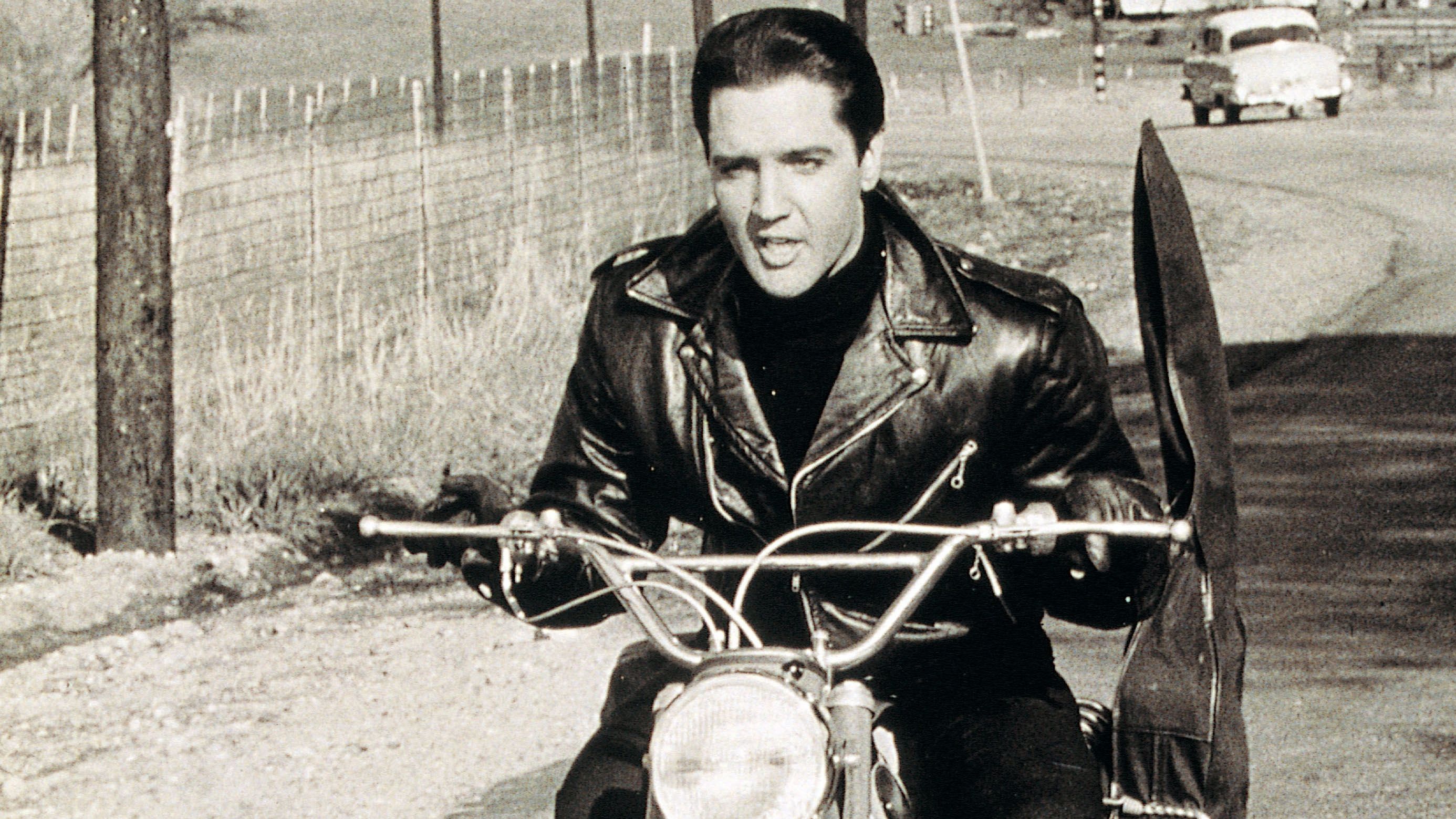 Транспортний засіб продається з усією документацією на нього - фото 1