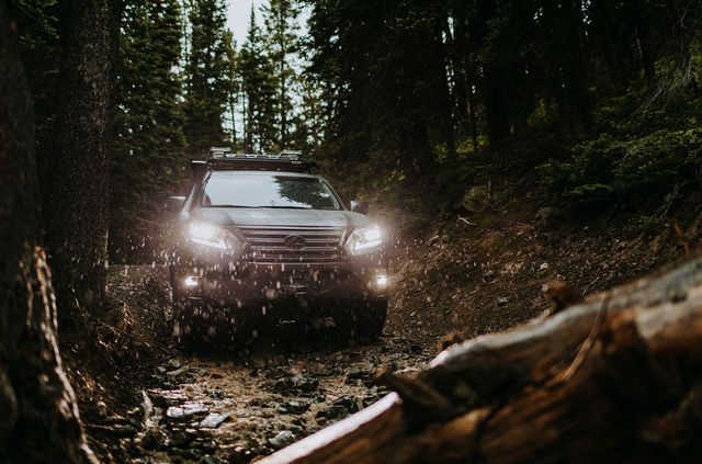 Lexus побудував позашляховик для шукачів пригод - фото 341856