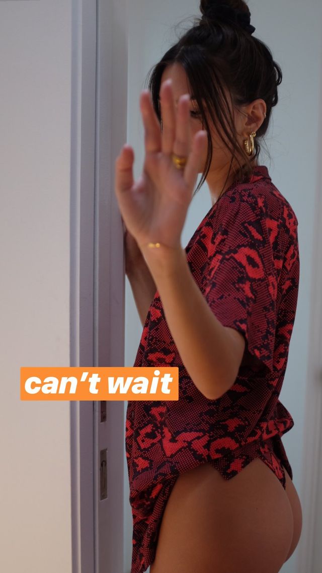 Сексуальна Емілі Ратажковскі заінтригувала фанатів (фото) - фото 341925