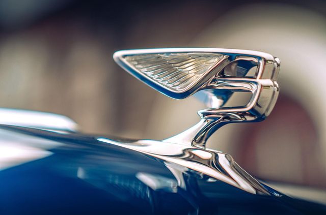 Ексклюзивний варіант нового Bentley Flying Spur продадуть на аукціоні - фото 342054