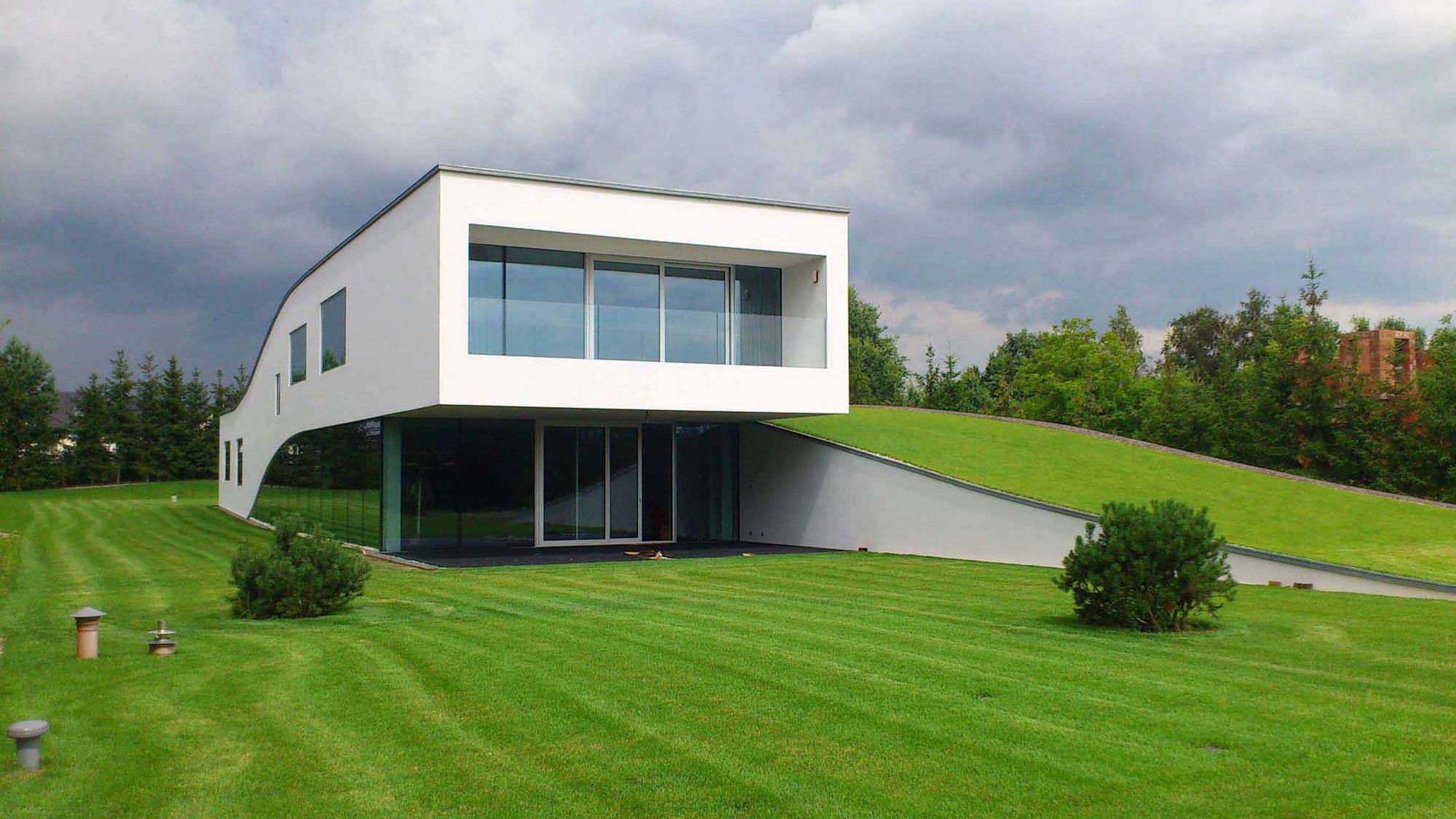 Навколо будинку тиха і чарівна природа - фото 1