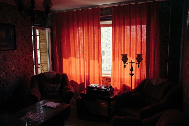 Чорнобиль: у Вільнюсі здають житло, яке обставлене за мотивами популярного серіалу - фото 342281