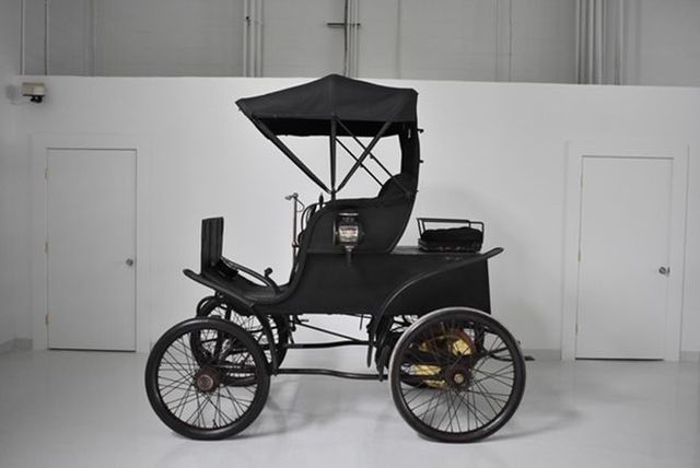 Раритетний 121-річний електрокар продадуть на аукціоні - фото 342606