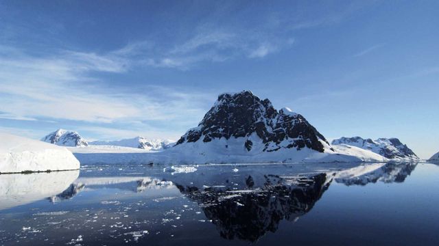 Льодовики планують засипати штучним снігом - фото 343003