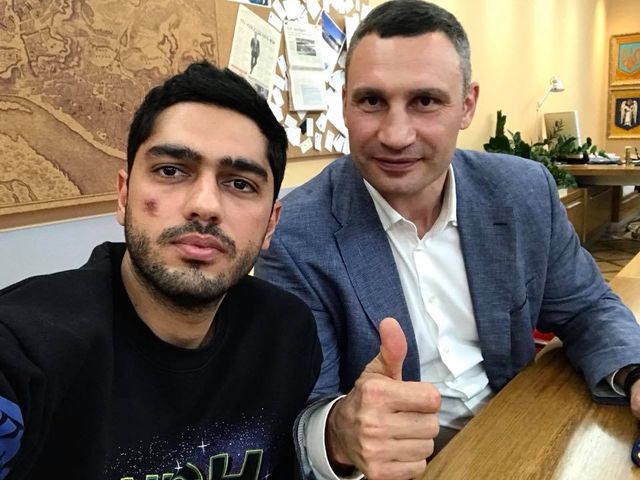 Гео Лерос з Кличком - фото 343024