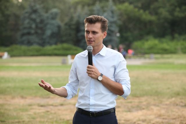 Парламентські вибори 2019: які зірки шоу-бізу проходять у Верховну Раду України - фото 343027