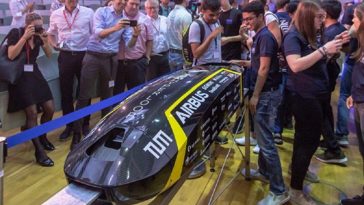 Капсула Hyperloop встановив світовий рекорд - фото 1