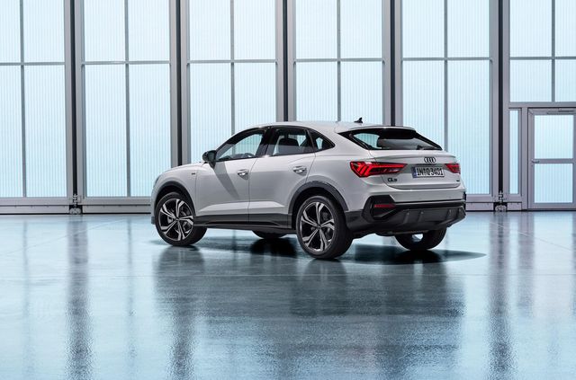 Audi представила крос-купе Q3 Sportback - фото 343278