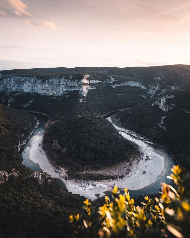 Час мандрувати! Молодий француз показує захопливий світ - фото 343318