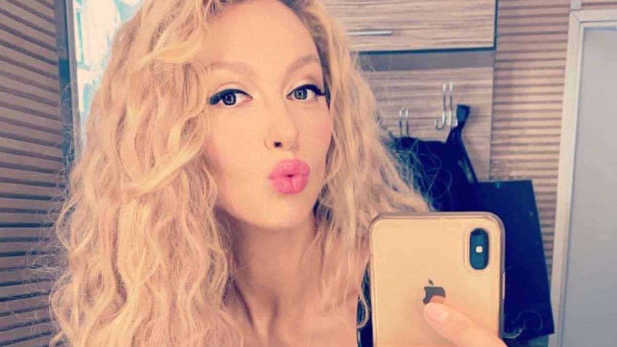 Оля Полякова - фото 1