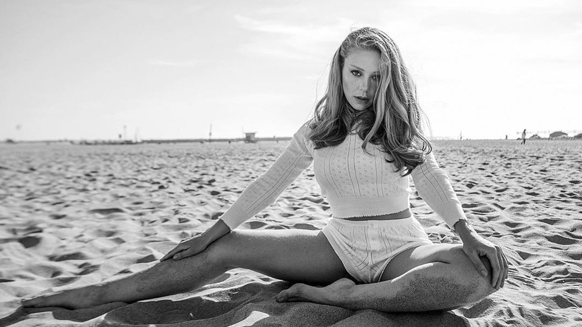 Тіна Кароль опублікувала серію нових сексуальних знімків