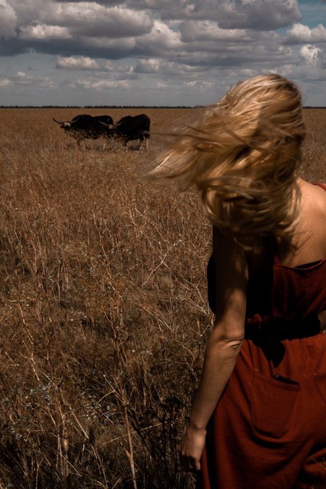 Рожеві озера і пустеля: блогерка показала неймовірні місця в Україні - фото 343522