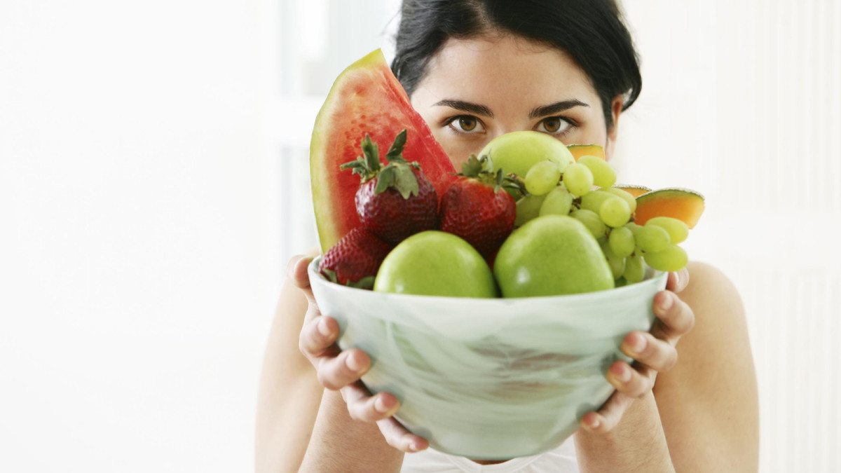Скільки треба їсти фруктів - фото 1