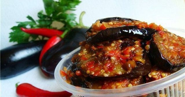 салат з баклажанів та аджики на зиму - фото 344025