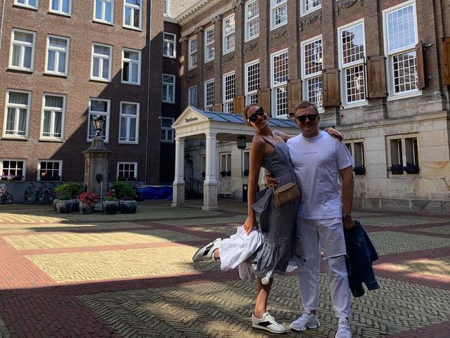 Катя Осадча показала яскраві сімейні знімки з відпочинку в Амстердамі - фото 344123
