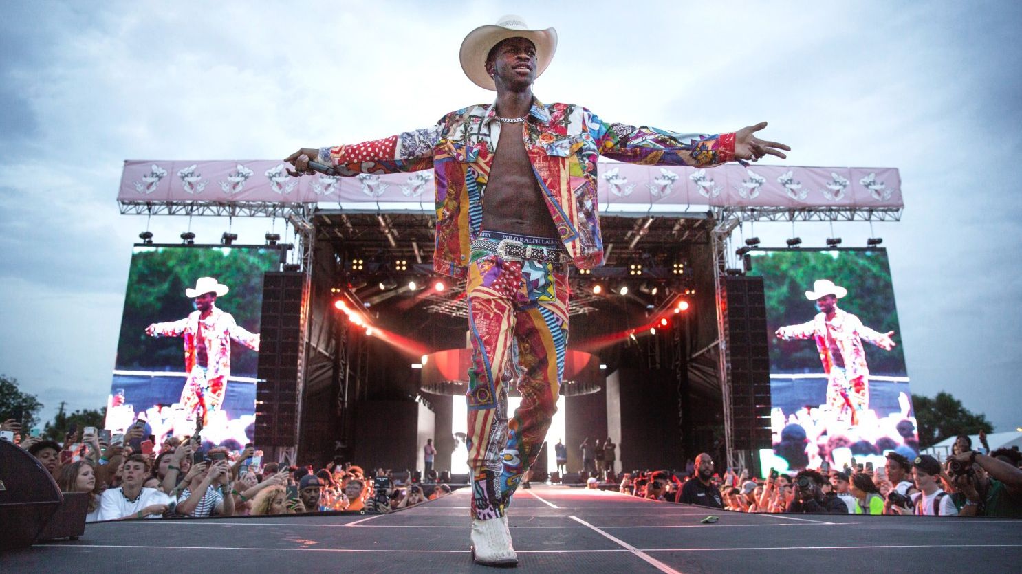 Трек Old Town Road репера Lil Nas X побив 60-річний рекорд